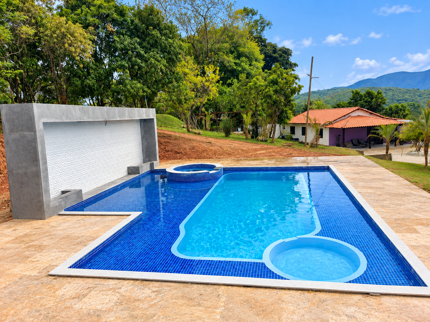 Piscina com SPA integrado